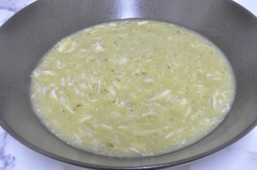 Jak uvařit hrachová polévka s kuřecím masem ? Snadné recept, připravený za 30 - 45 minut